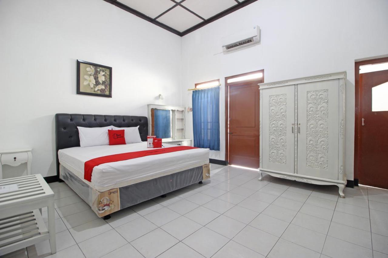 Reddoorz Plus @ Taman Siswa 3 Γιογκιακάρτα Εξωτερικό φωτογραφία