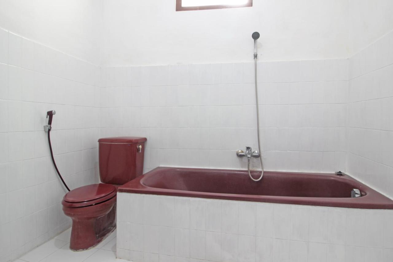 Reddoorz Plus @ Taman Siswa 3 Γιογκιακάρτα Εξωτερικό φωτογραφία