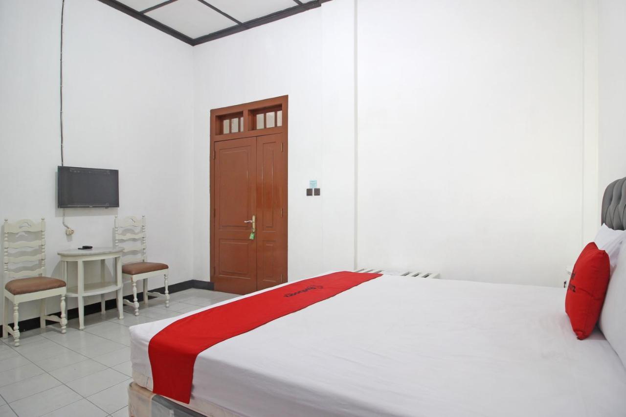 Reddoorz Plus @ Taman Siswa 3 Γιογκιακάρτα Εξωτερικό φωτογραφία